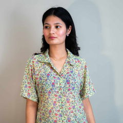 Vintage Elegant Women's Rose Floral Printed Long Sleeve Shirt, Woven Collar, Apricot Color For Casual, Work And Vacation Back To School Women Shirts Women Tops Fall Tops Fall Women Outfits Back To School Clothes Fall