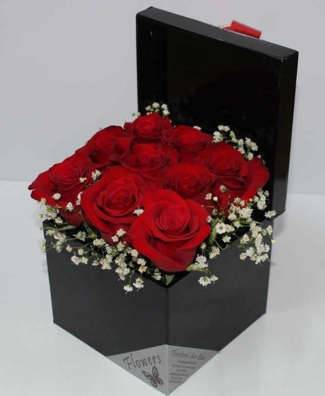 BOX ROSES