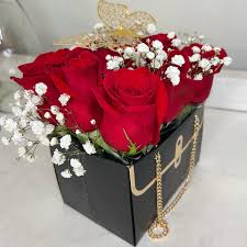 BOX ROSES